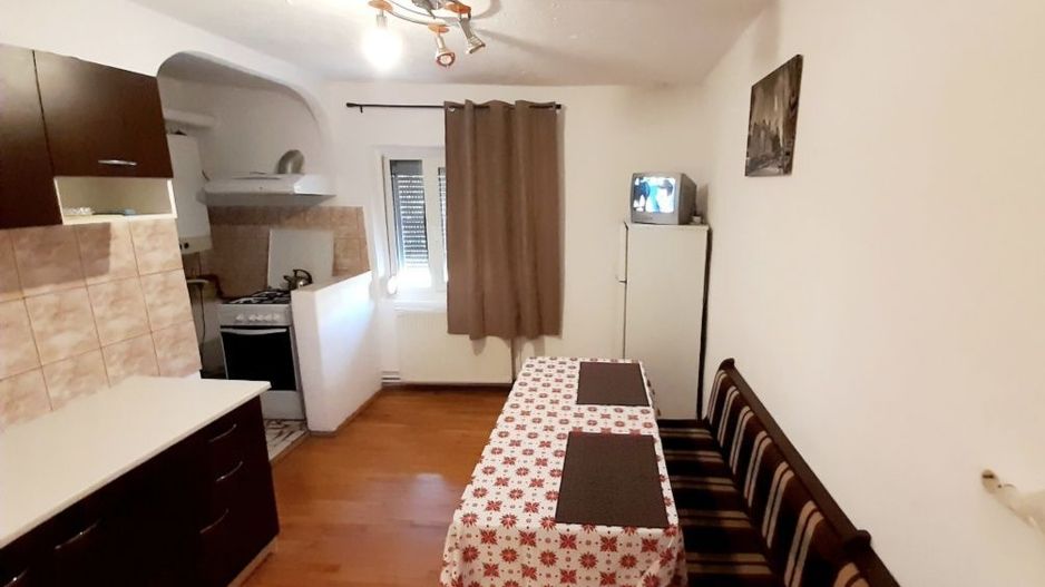 Apartament spațios în zona Bucovina - Poză 6