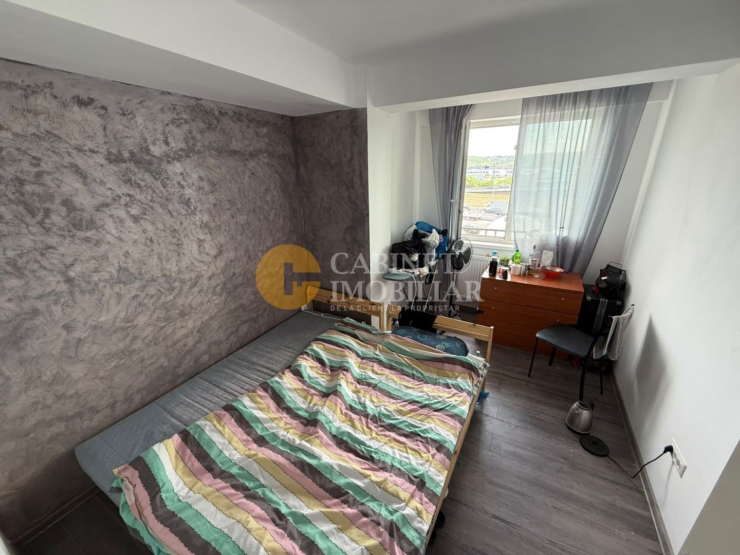 3 CAMERE DECOMANDAT--ETAJ 1-- ROND MALL MOLDOVA - Poză 3