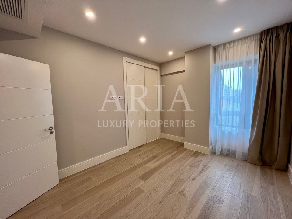 TRIANA 3CAMERE | BOXA | LOC DE PARCARE IN SUBTERAN | PISCINA | GYM - Poză 6