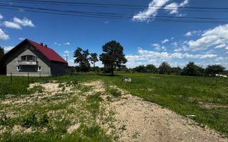 Teren intravilan de închiriat | Horodnic de Sus | 3.264 mp - Poză 2