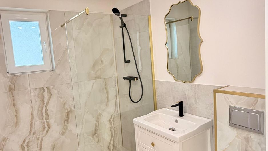 Apartament modern 3 camere I Zona Terra I Floresti - Poză 9