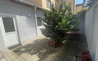Casă centrală Oradea Ideală locuință sau sediu firmă/cabinet - Poză 2