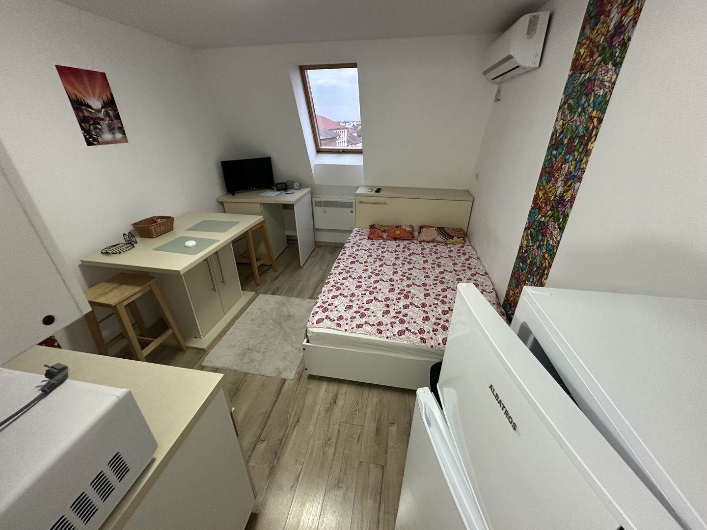 Apartament 1 camera la Mansarda - Poză 1