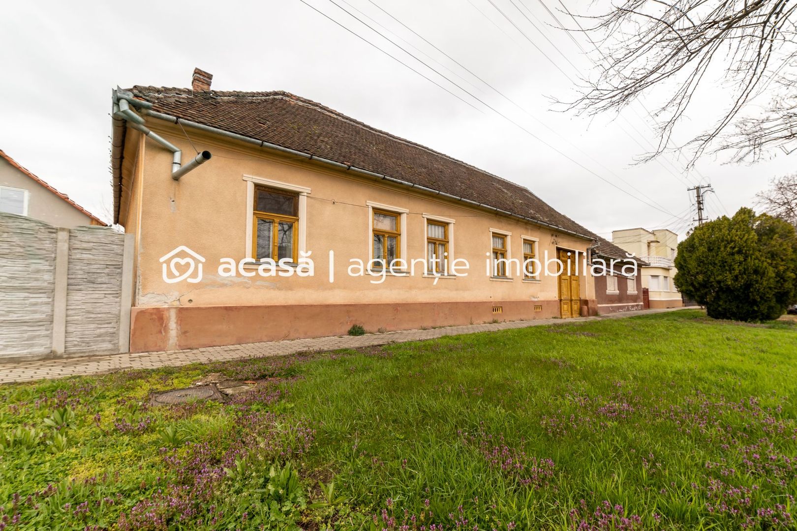 Casă în zona centrală Pâncota - Poză 12