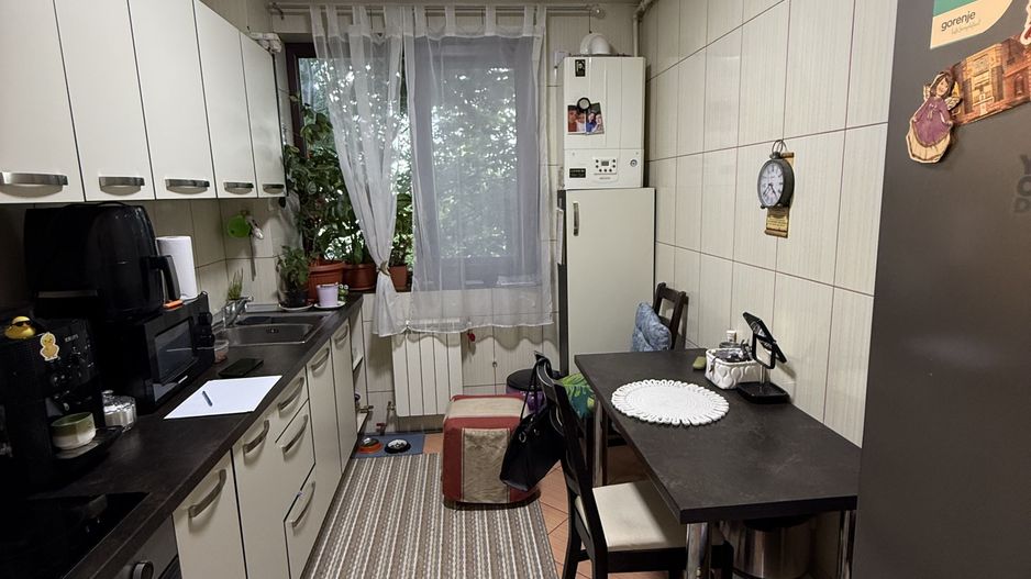 Apartament 3 cam modern complet renovat - mobilat Campina- central - Poză 13