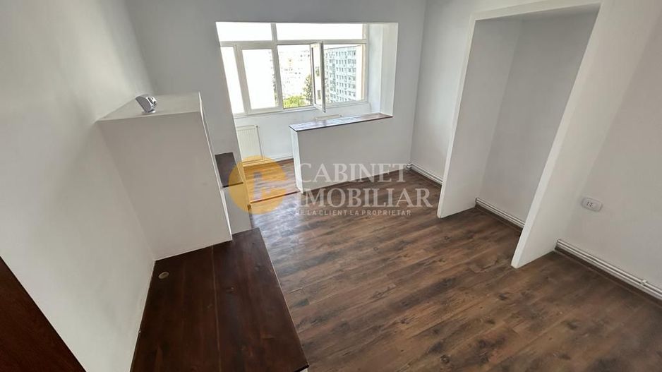 Piata Voievozilor 2 camere decomandat 54mp - Poză 1