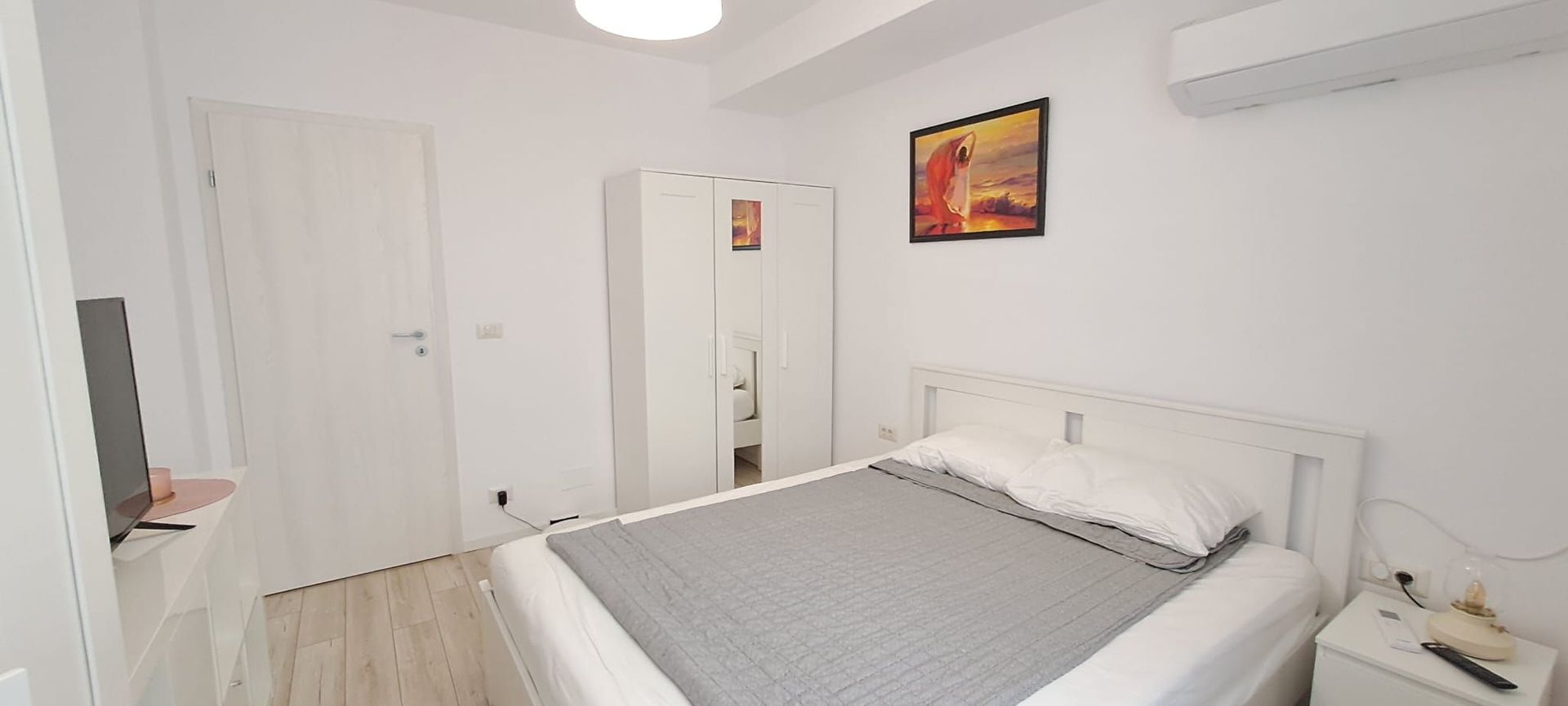 Prel. Ghencea, Cartier Latin / Bragadiru, 2 camere + terasa + parcare - Poză 4