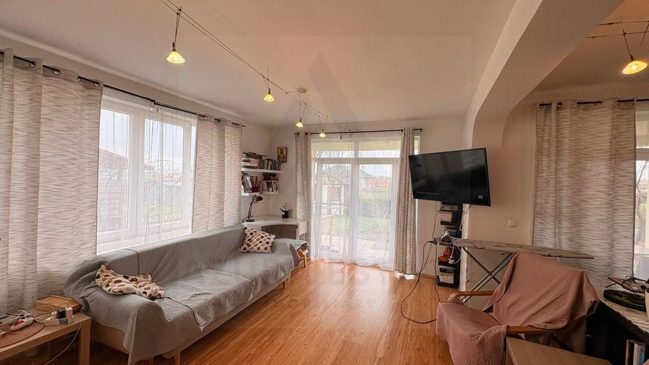 Casă modernă 140 mp utili 4 camere 2 bai si teren 490 mp in Șura Mica - Poză 1