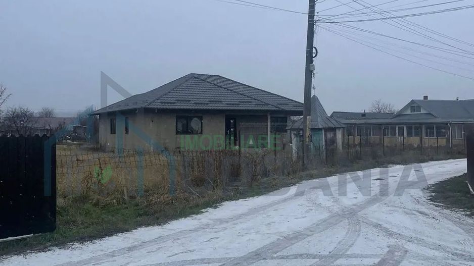 vand sau schimb casa la rosu cu apartamen in Iasi - Poză 4