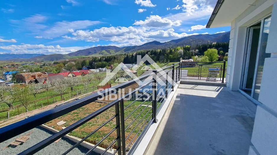 Casa Sibiu, Tocile teren 600, terase, garaj - Poză 1