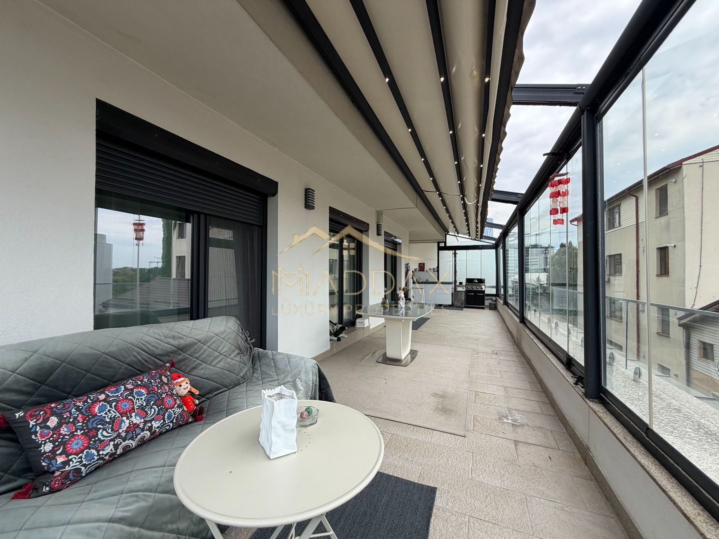 Apartament de tip Duplex 6 camere *250mp* + 2 Garaje // Herastrau - Poză 38