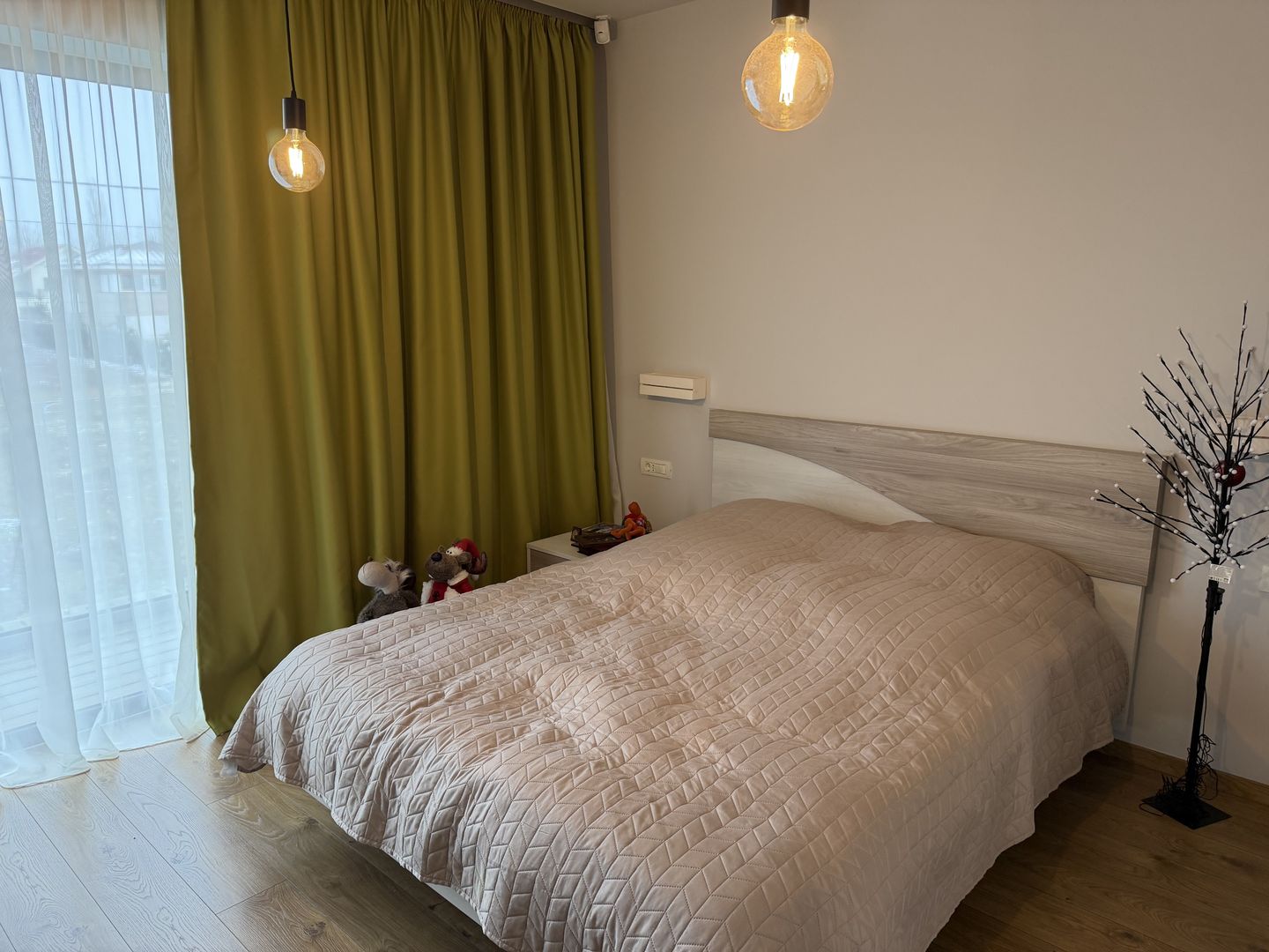 Duplex modern – arhitectură contemporană, spații luminoase - Poză 8