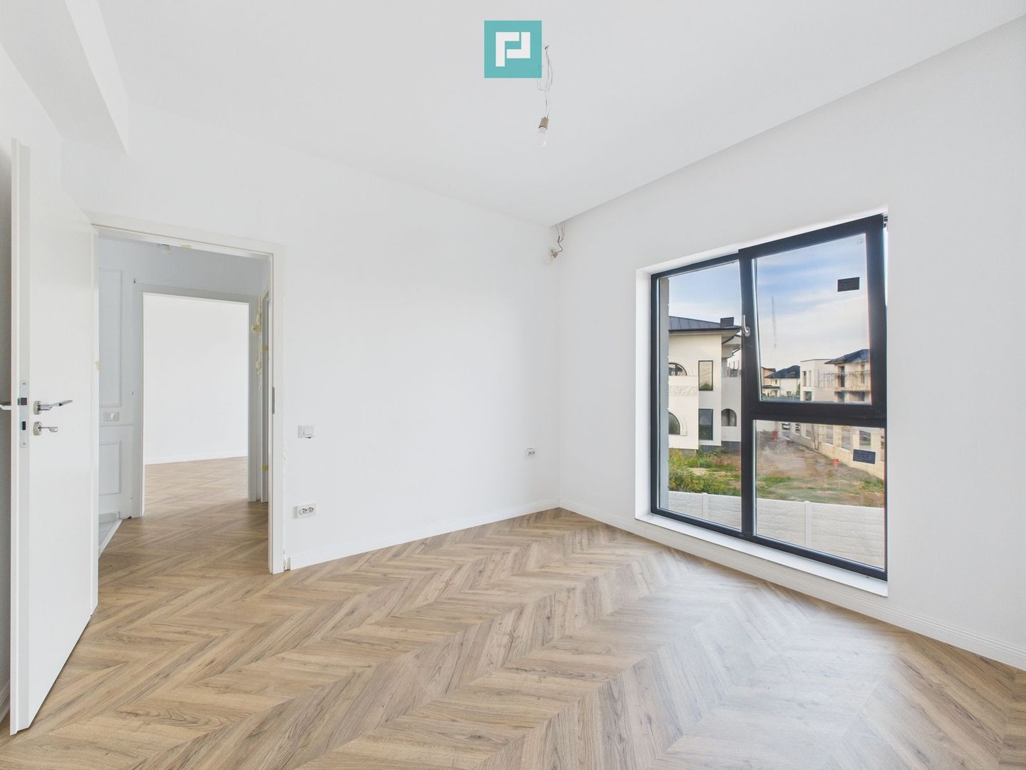 Casă cu 3 camere, design modern, Otopeni – zona Odăi - Poză 23