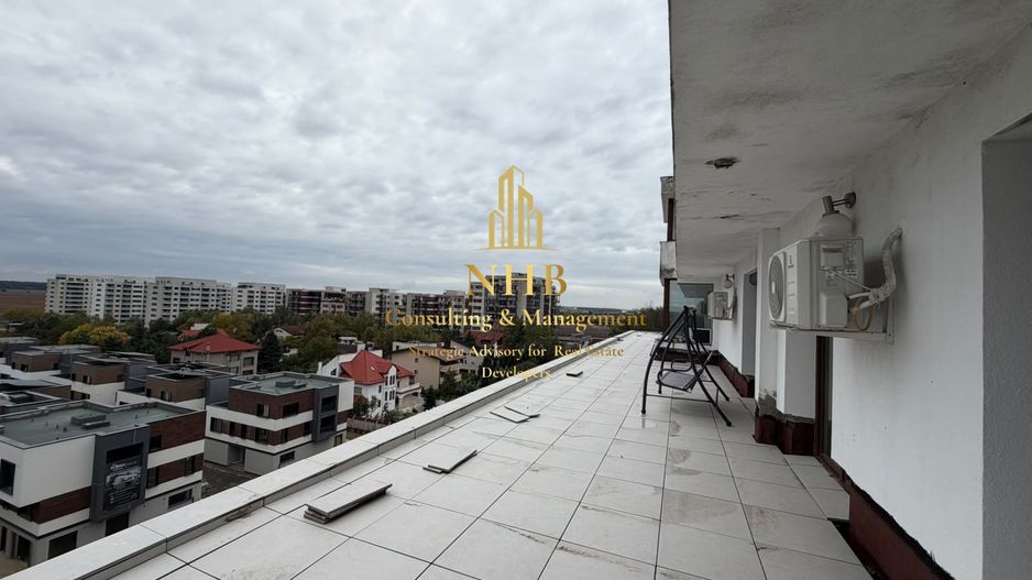PENTOHOUS SPECTACULOS CU VEDERE DIRECTA la PADURE, vis-a-vis de SCOALA AMERICANA - Poză 9