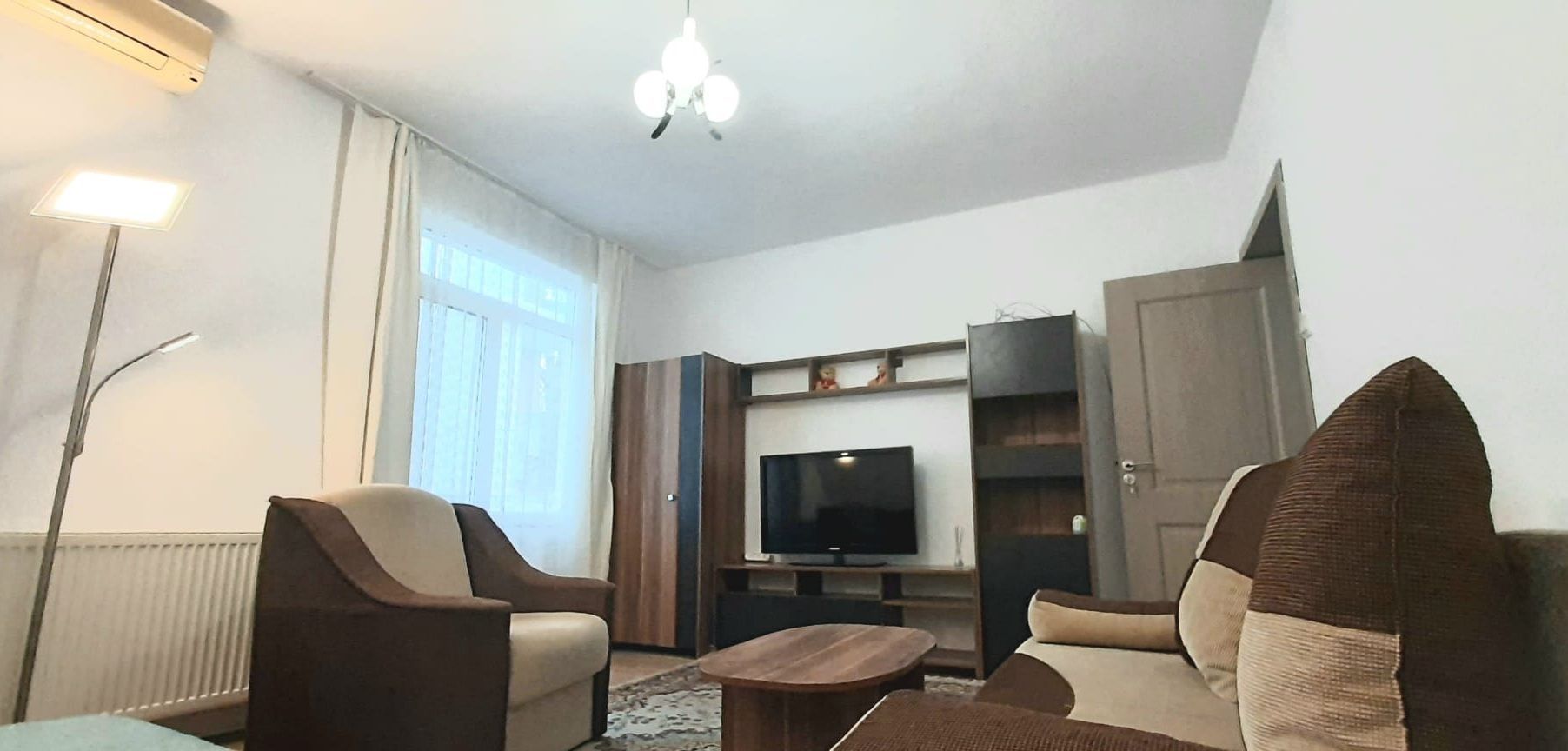 Închiriez apartament 2 camere renovat Primăverii Str Jean Monnet - Poză 2