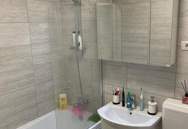 Apartament 3 camere Apărătorii Patriei Viva Residence - Poză 9