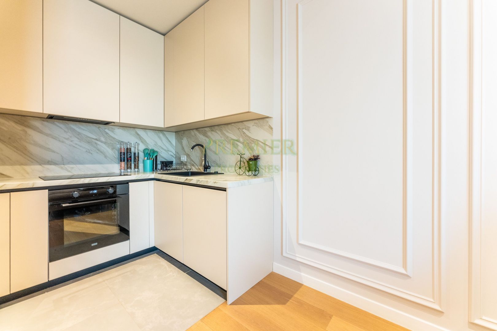 Apartament 2 camere de lux One Verdi Park complet mobilat loc parcare inclus - Poză 1