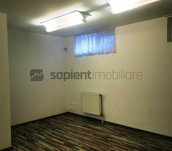 Apartament cu 3 cam.ideal pentru birou - Poză 1