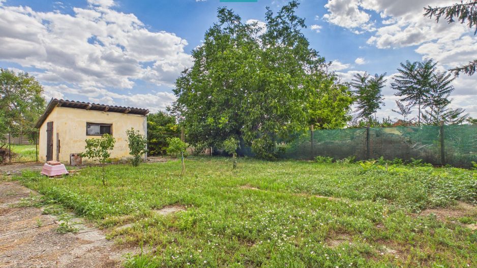 Casă cu 3 camere și teren de 1454 mp în Battonya - Poză 9