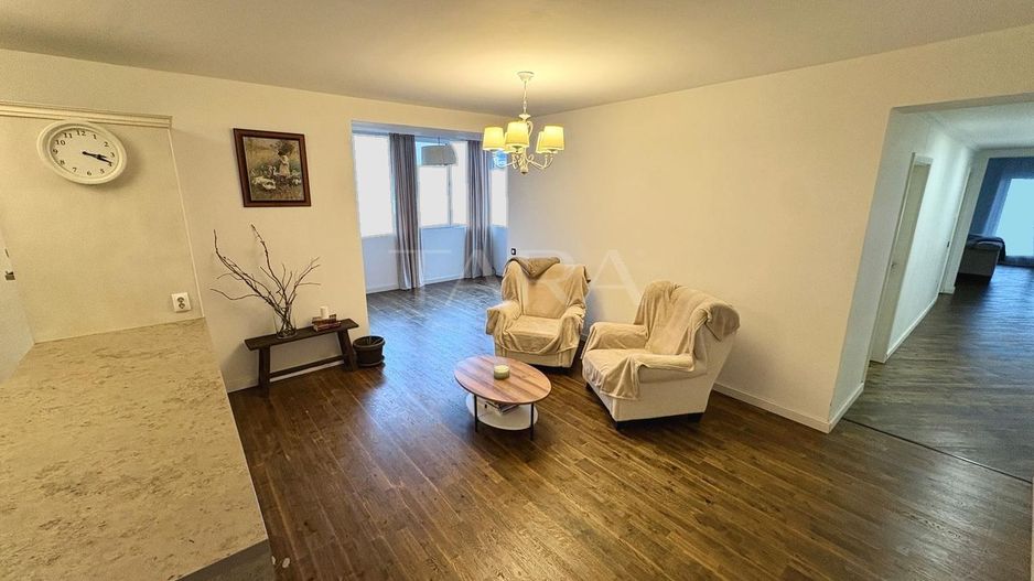 „Penthouse deosebit de vânzare în Florești, zona Panemar. - Poză 3
