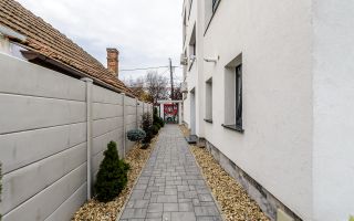 Clădire nouă P+2 cu showroom și birouri în Arad - Poză 15