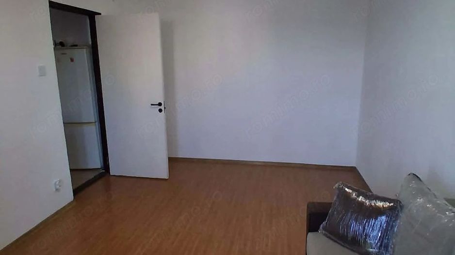 Apartament 2 camere de vânzare Veteranilor - Poză 6
