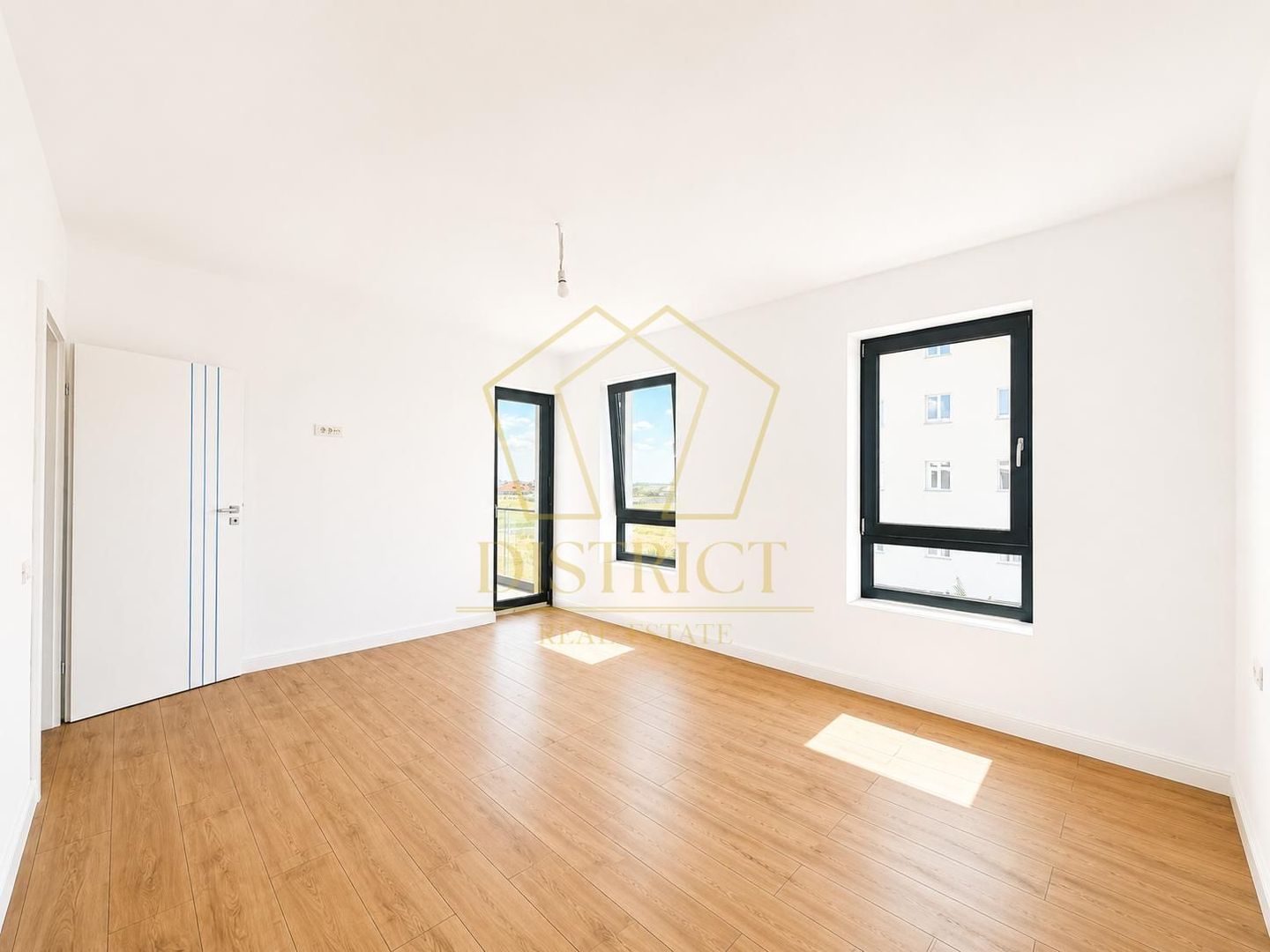 COMISION 0 | Apartament deosebit cu 4 camere | Torontalului - Poză 11