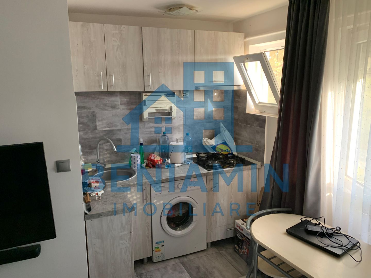 Apartament 2 camere semidecomandat Valea Rosie - Poză 5
