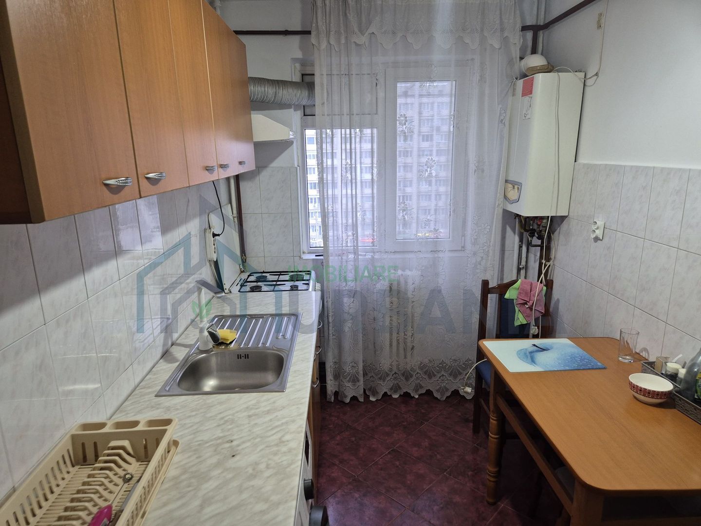 Apartament # 2 camere decomandat - Podu Ros - Poză 3