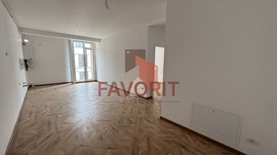 Etaj intermediar. Loc de parcare. Disponibil imediat - Poză 1