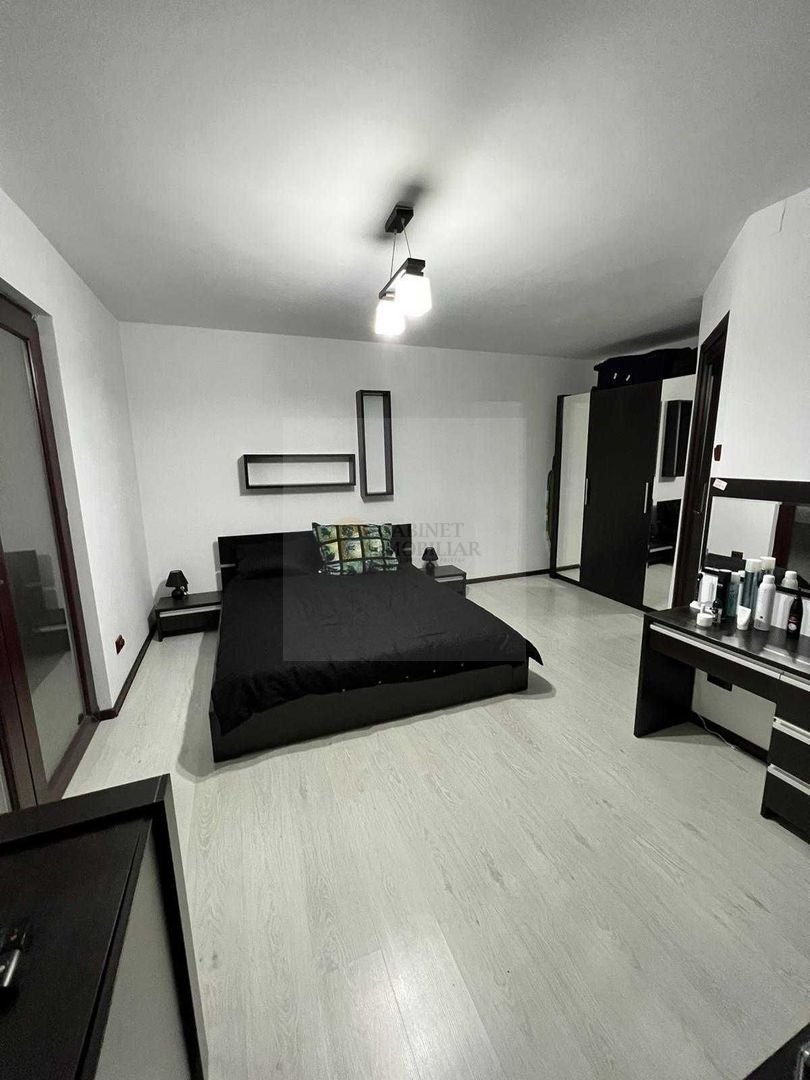 2 camere  | Teatrul Notarra - Romana  | Terasa de 30 mp - Poză 6