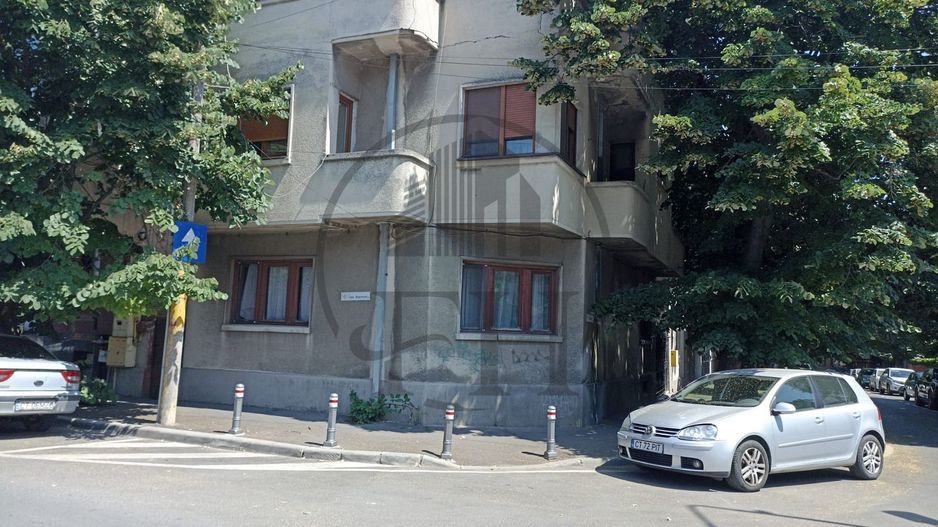 SOLD / VANDUT Casă / Vilă cu 4 camere de vânzare în zona Ultracentral - Poză 6