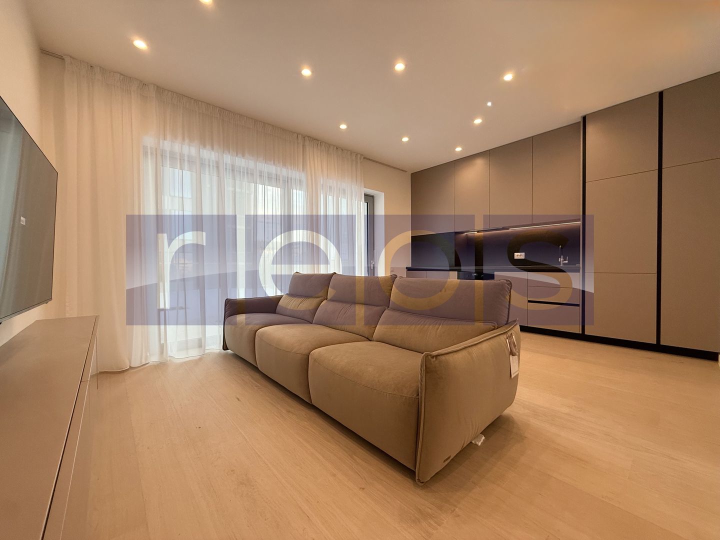 INCHIRIERE 2 CAMERE | AVIATIEI TOWER | CONSTRUCTIE NOUA - Poză 1