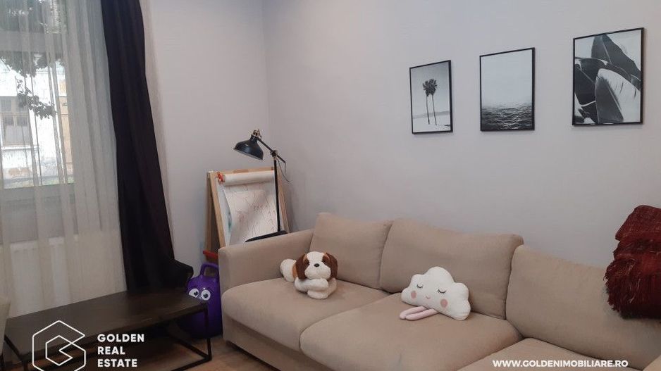 Casa mare, cu 4 apartamente a cate 1, 2, 3 și 4 camere fiecare - Poză 26