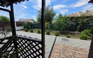 🏡 Casă renovată cu 6 camere, teren 557 mp – Berceni, Prahova - Poză 6