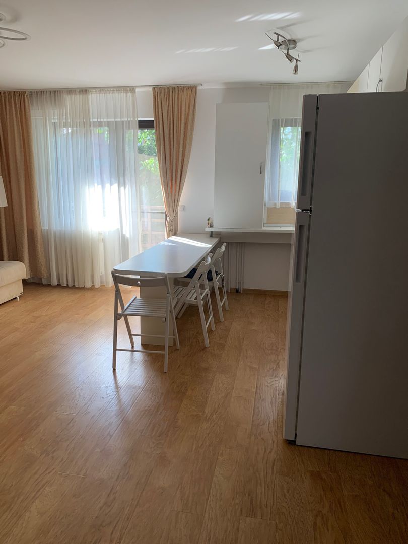 De inchiriat apartament cu 3 camere , Mihai Bravu/Vitan Sector3 - Poză 2