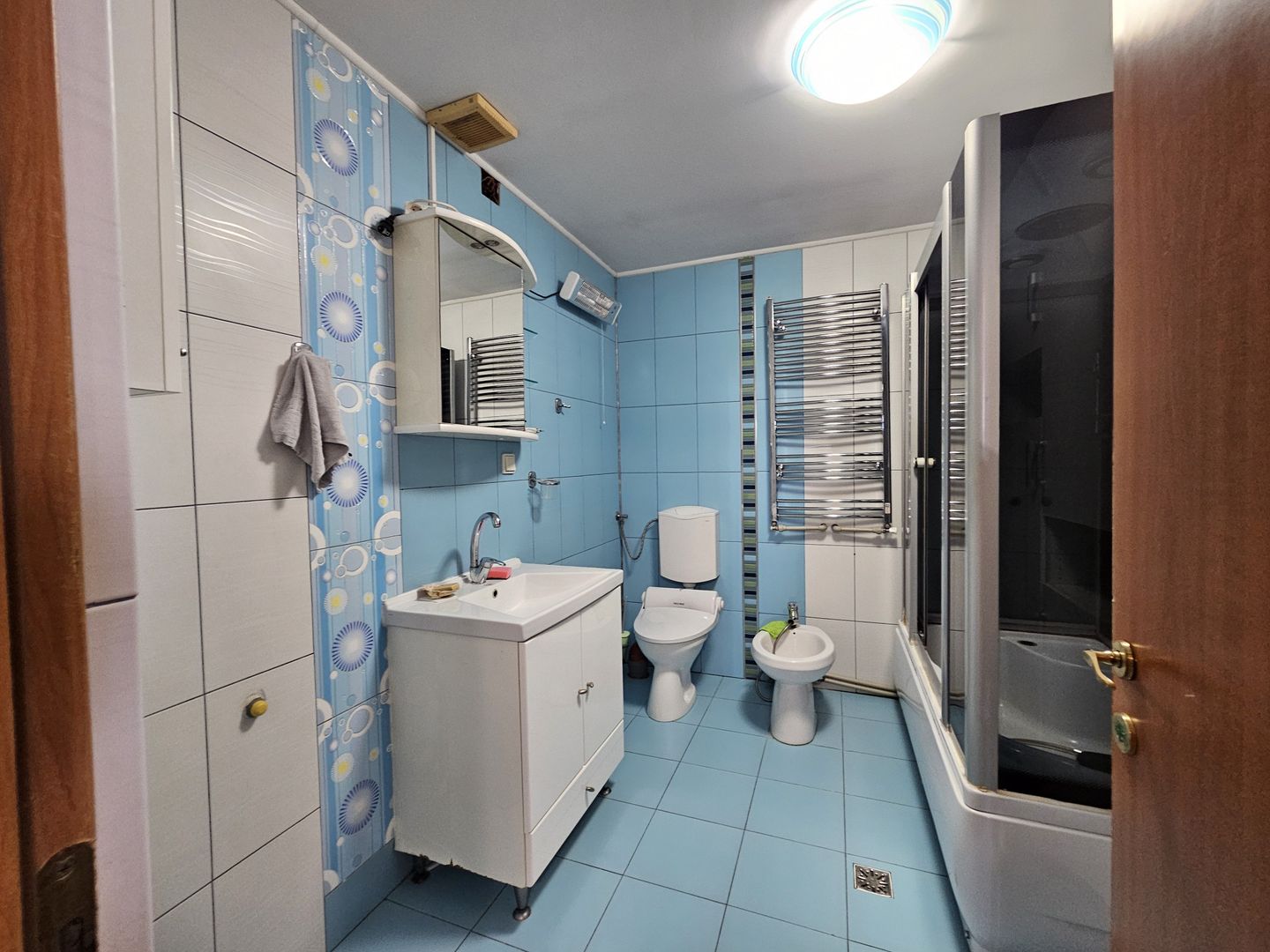 Casa 4 camere - curte 400mp Sector 4 - Luica -Giurgiului -Piata Resita - Poză 13