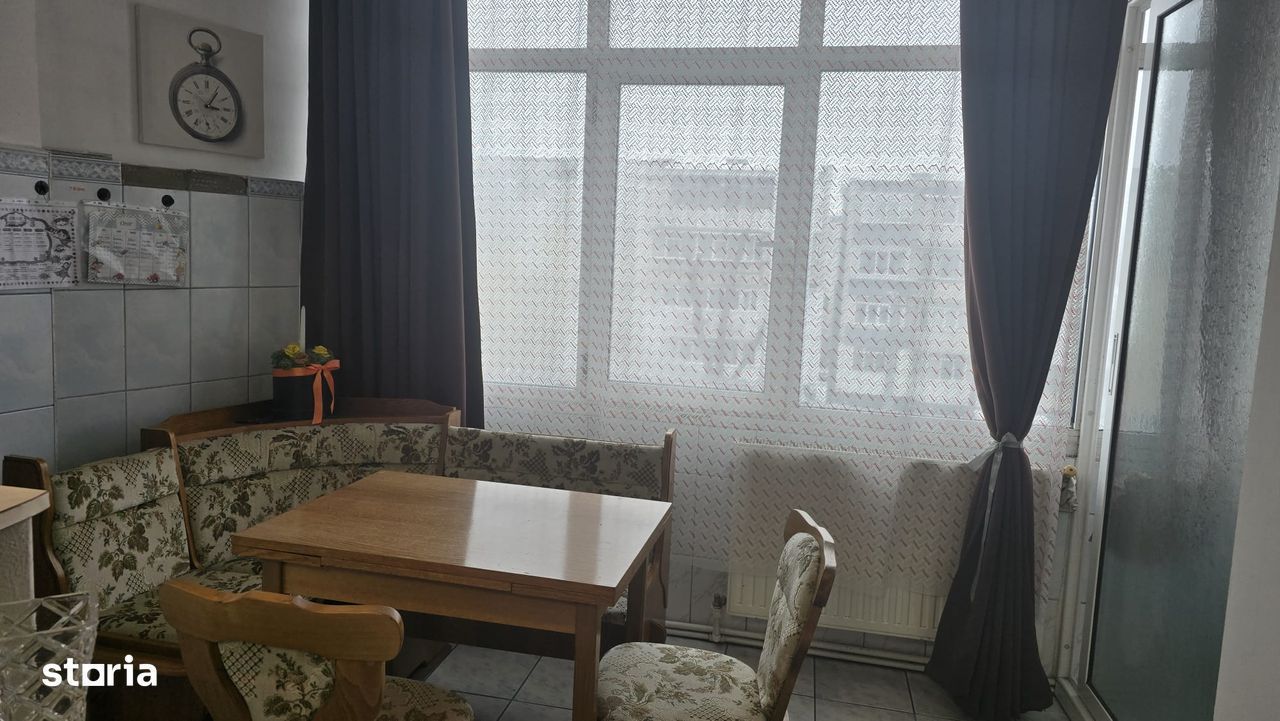 Apartament 2 camere, modificat în 3 camere – Micro 14,et.3 - Poză 1