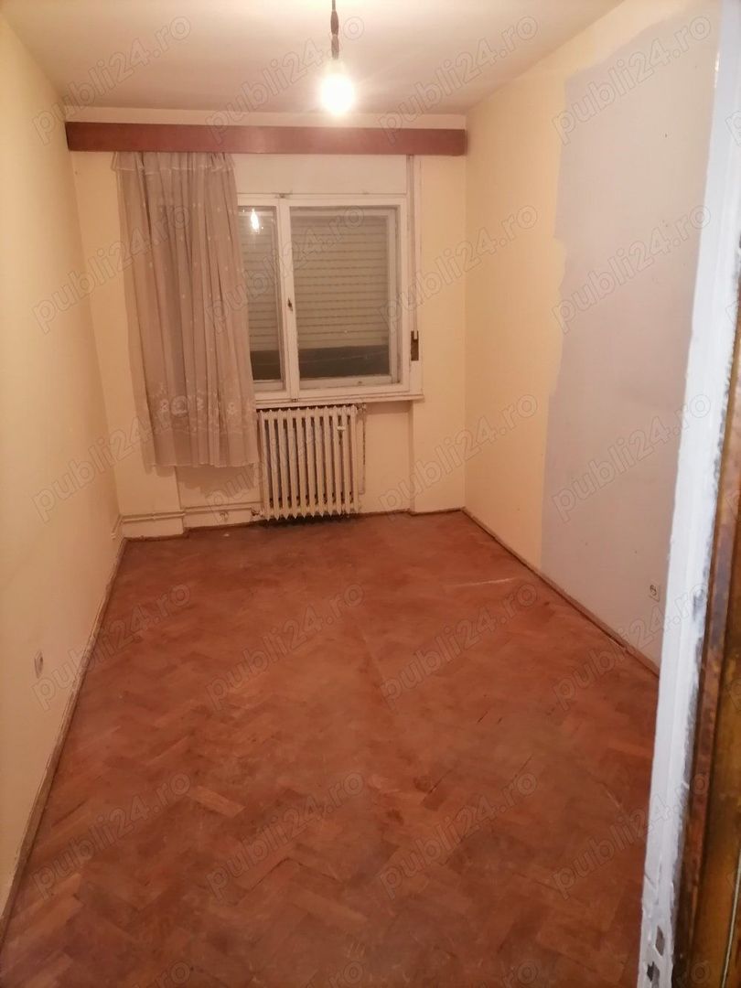 BRASADAS vinde apt 4 camere etaj 4/4 in centru. - Poză 5