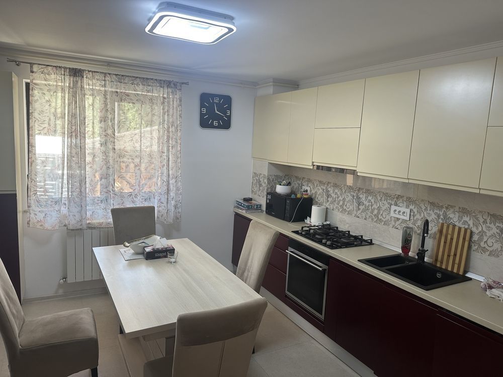 Vila P+1+M de vanzare Zona Stadion / City Mark Mall - Ocazie - Poză 6