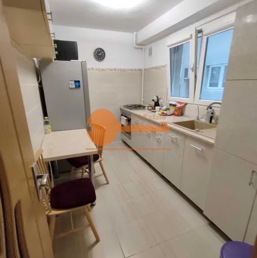 Apartament 2 camere Drumul Taberei - Poză 3