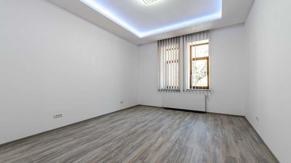 Apartament la casă cu destinații multiple Ultracentral - Poză 7