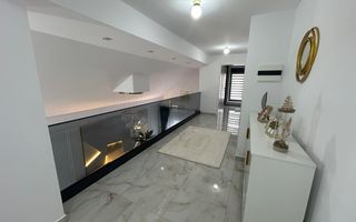 Casă de vânzare în Mediaș | Piscină | Panouri Fotovoltaice - Poză 19