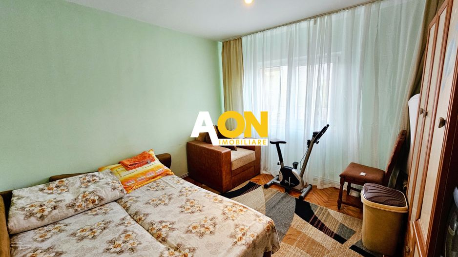 Apartament 3 camere, 2 bai, etaj 3, zona Liceului Sportiv - Poză 10