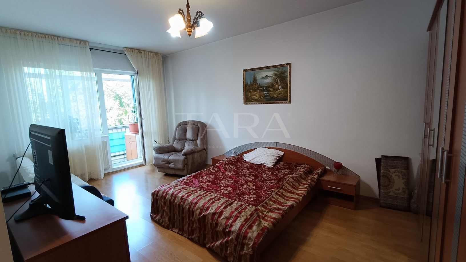 Apartament spatios Gruia-bloc nou! - Poză 1