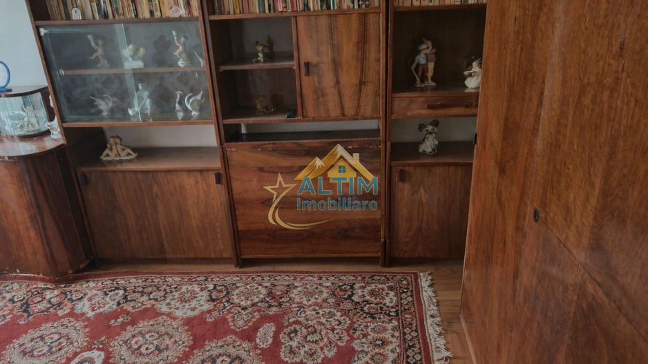 Apartament 2 camere cartier Tractorul - Poză 3