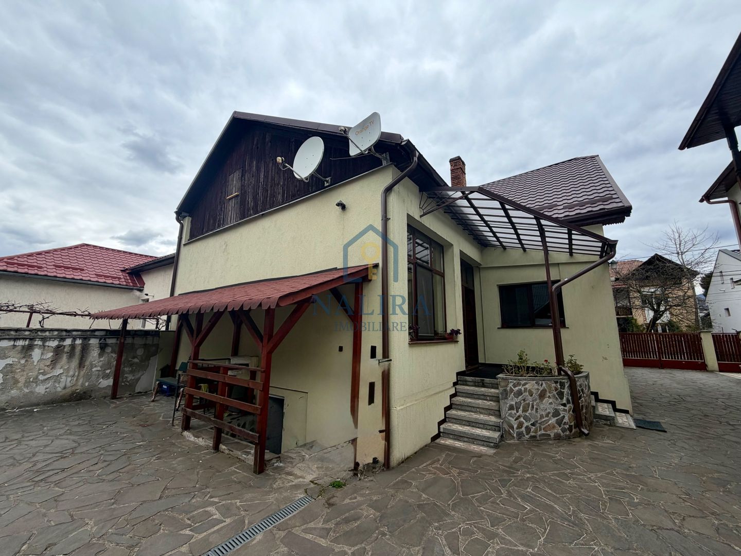 Casă de vânzare – zonă exclusivistă, parcul Regina Maria - Poză 1