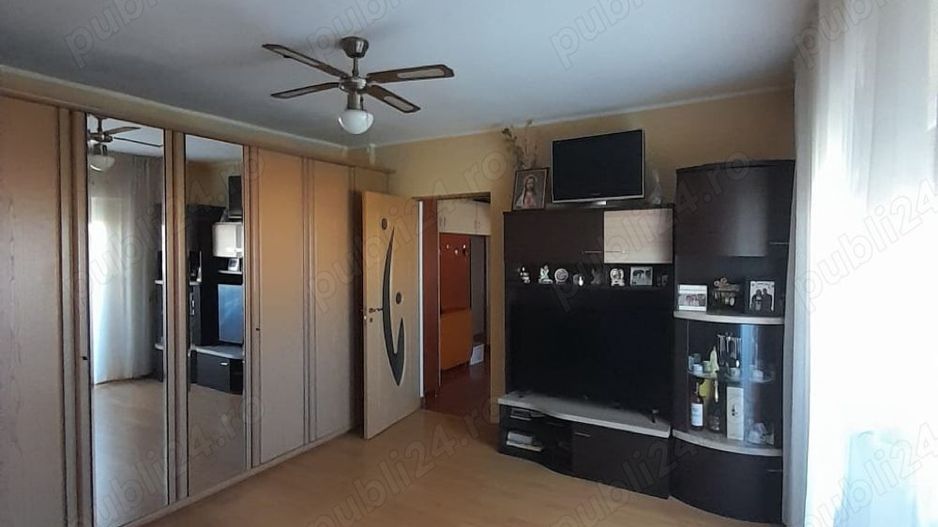 Ag BRASADAS vinde apt. 2 cam etaj 4/4 Careiului. - Poză 1