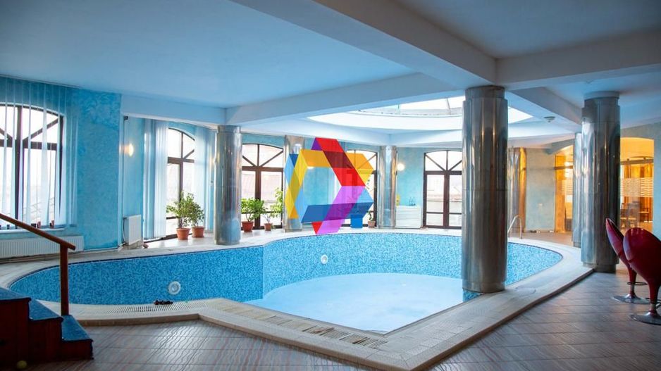 Conac cu piscina - 1810 mp - Poză 10