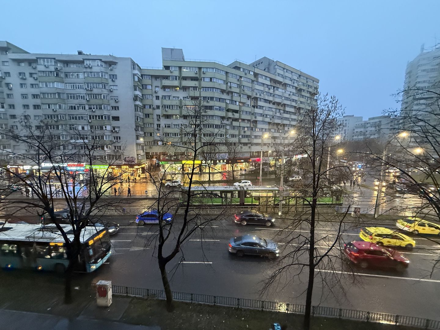 Ap 3 cam 90 mp -cu balcon - et 1- mobilat/utilat-langa Mega Mall - Poză 18